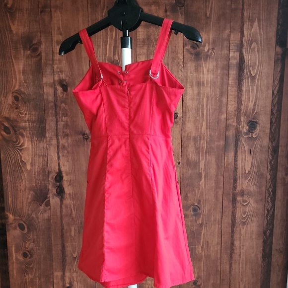 XOXO Vibrant Red Apparel - Picture 4 of 6